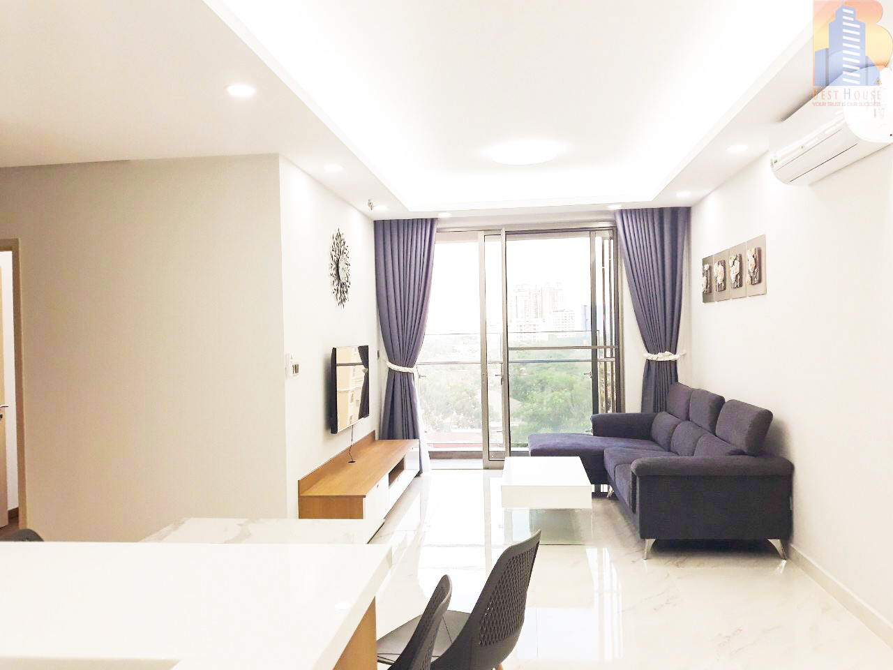 Urban Hill nice apartment 3 bedrooms for rent