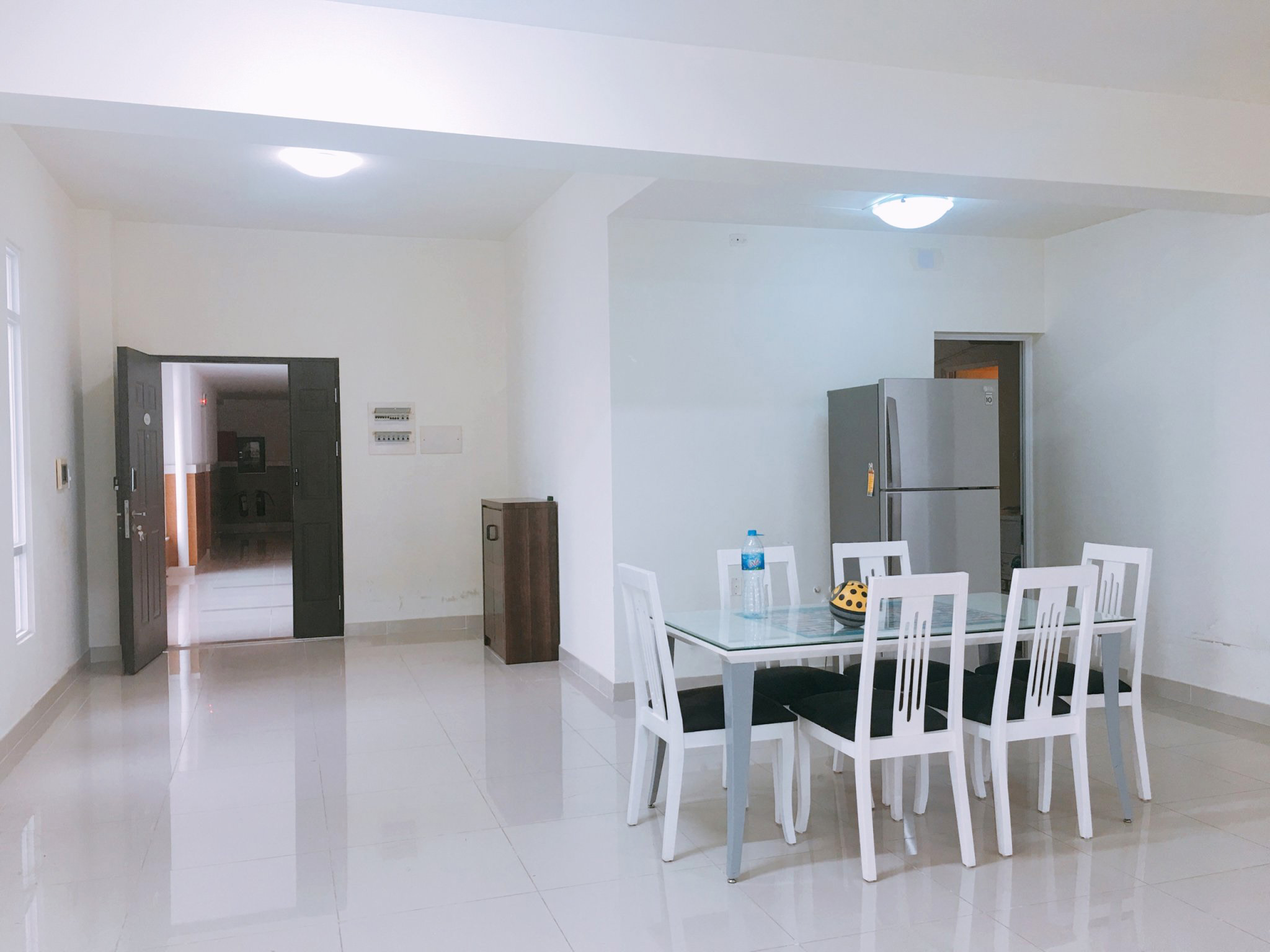 Cheap 180 Sqm for rent at Riverside Residence.