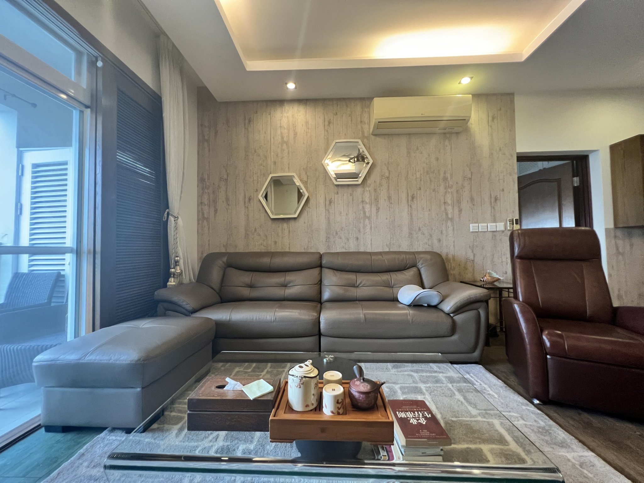 Beautiful-apartment-for-rent-in-Riverside-Residence