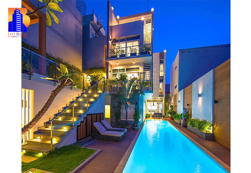District 7 villa with swimming pool